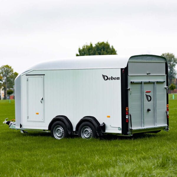 Roadster 800 Box prikolica